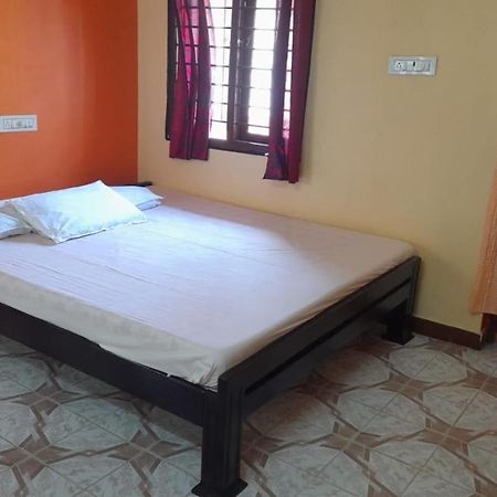 Villa Umar Homestay 퐁디셰리 외부 사진